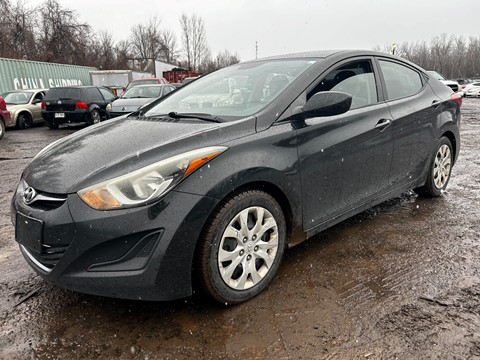 Photo d'une 2014 Hyundai Elantra GLS  à vendre chez Kenny Saint-Lazare à Saint-Lazare, QC