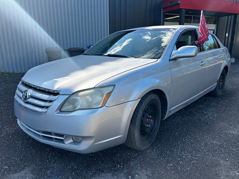 Photo of 2006 Toyota Avalon XLS  for sale at Kenny Saint-Lazare in Saint-Lazare, QC