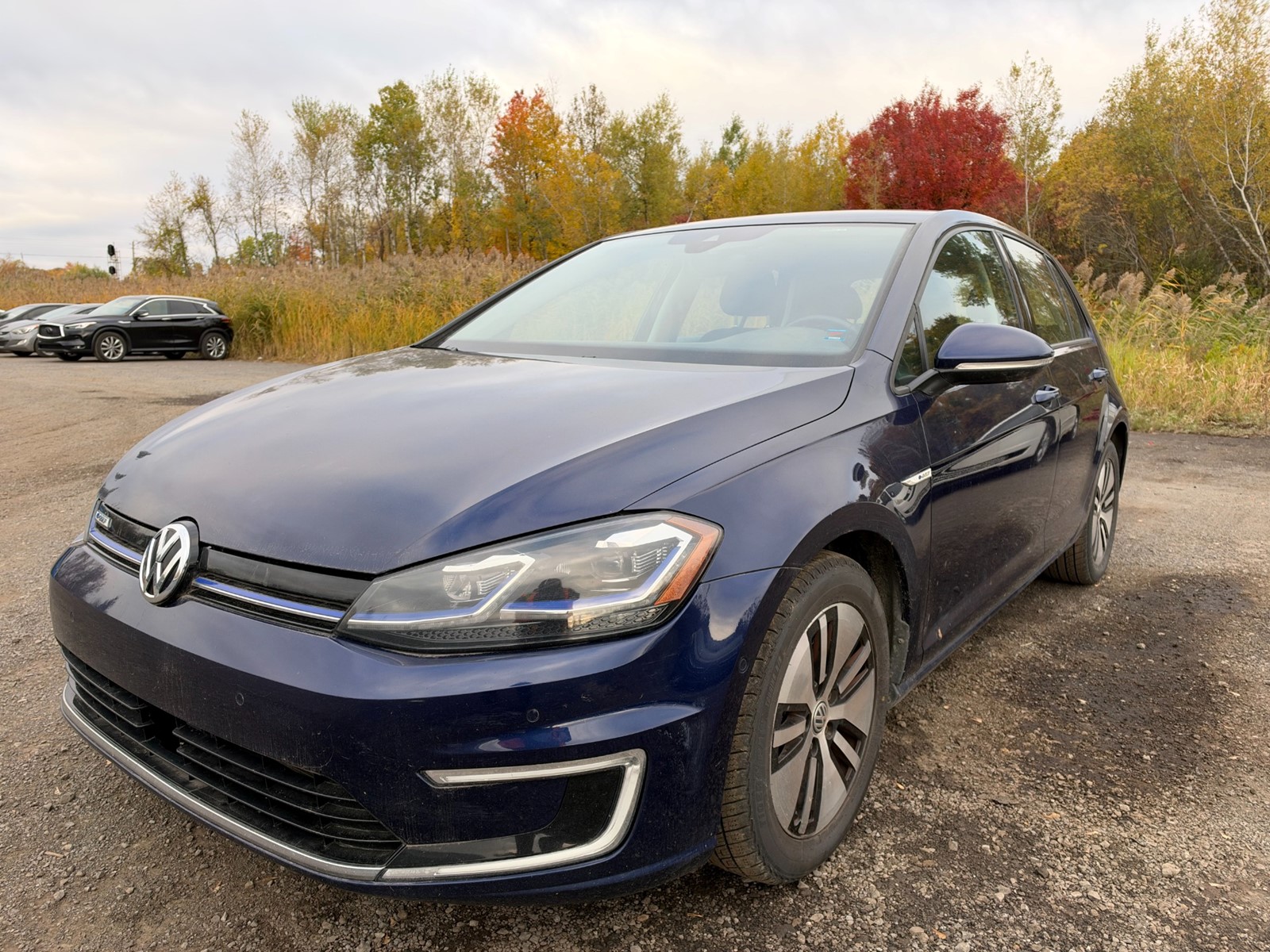 Photo of 2017 Volkswagen e-Golf SEL Premium for sale at Kenny Saint-Lazare in Saint-Lazare, QC